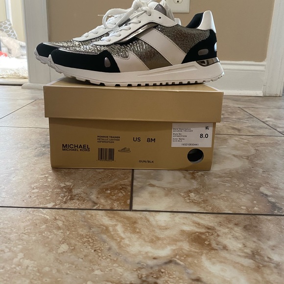 SOLD Beautiful brand new Michael Kors shoes - Picture 7 of 8